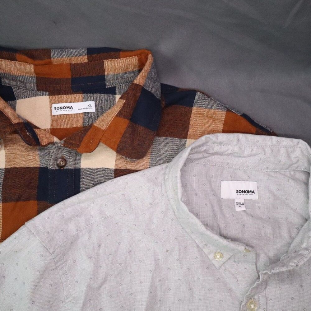 Sonoma Mens Set of 2 Button Down Shirts Size XL Flannel and Lt weight fabric